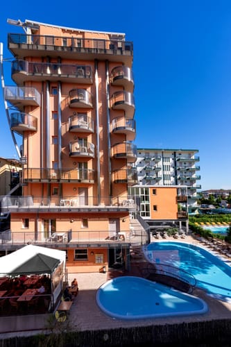Aparthotel Sheila Jesolo Esterni 04